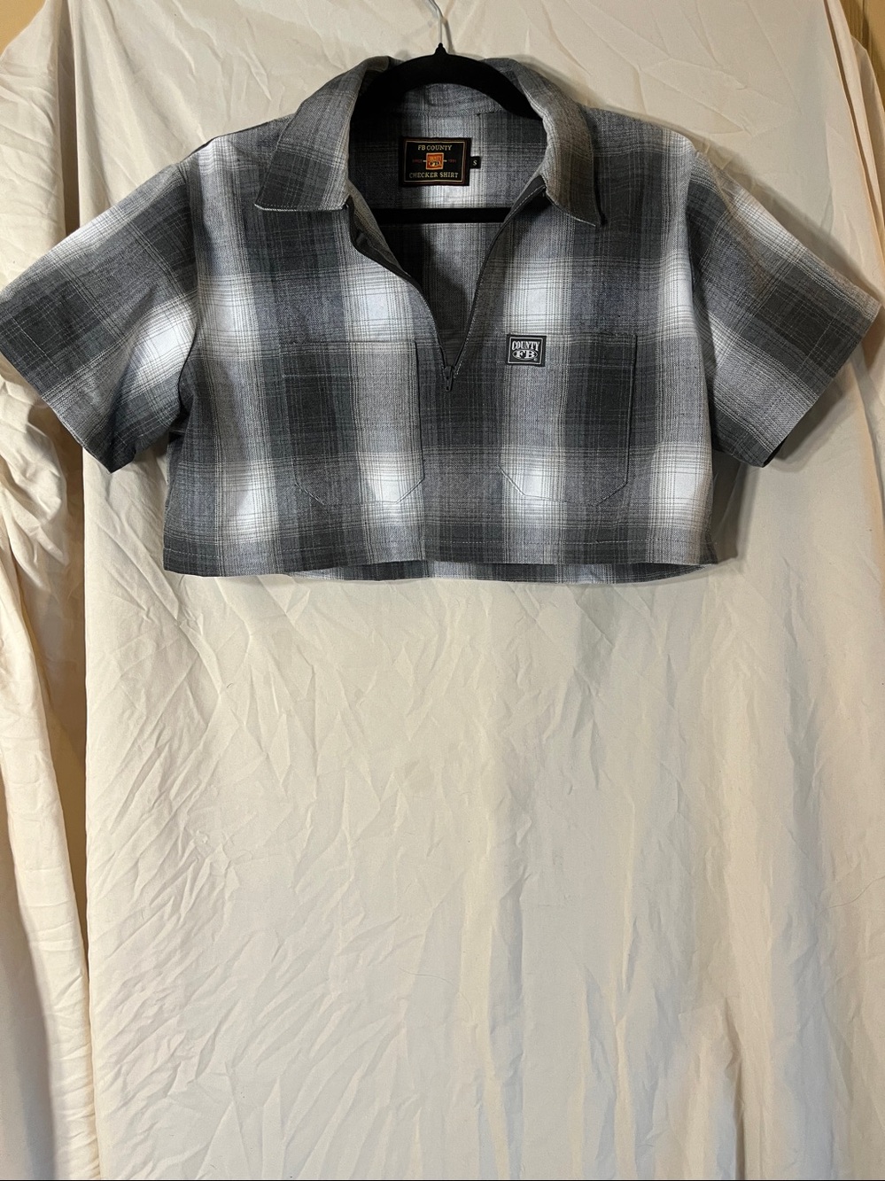 FB County Gray and White Plaid Cropped Short-Sleeve Top
